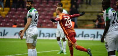 Galatasaray, Akhisar’a İstanbul’da gol yağdırdı: 6-0